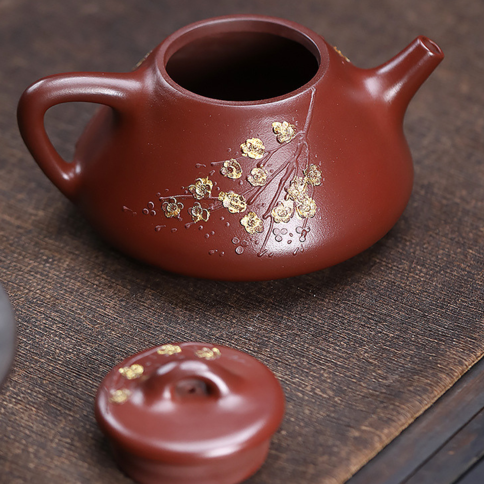 Jingzhou Stone Ladle Teapot - 310ml Handmade Red Hong Pi Long Clay