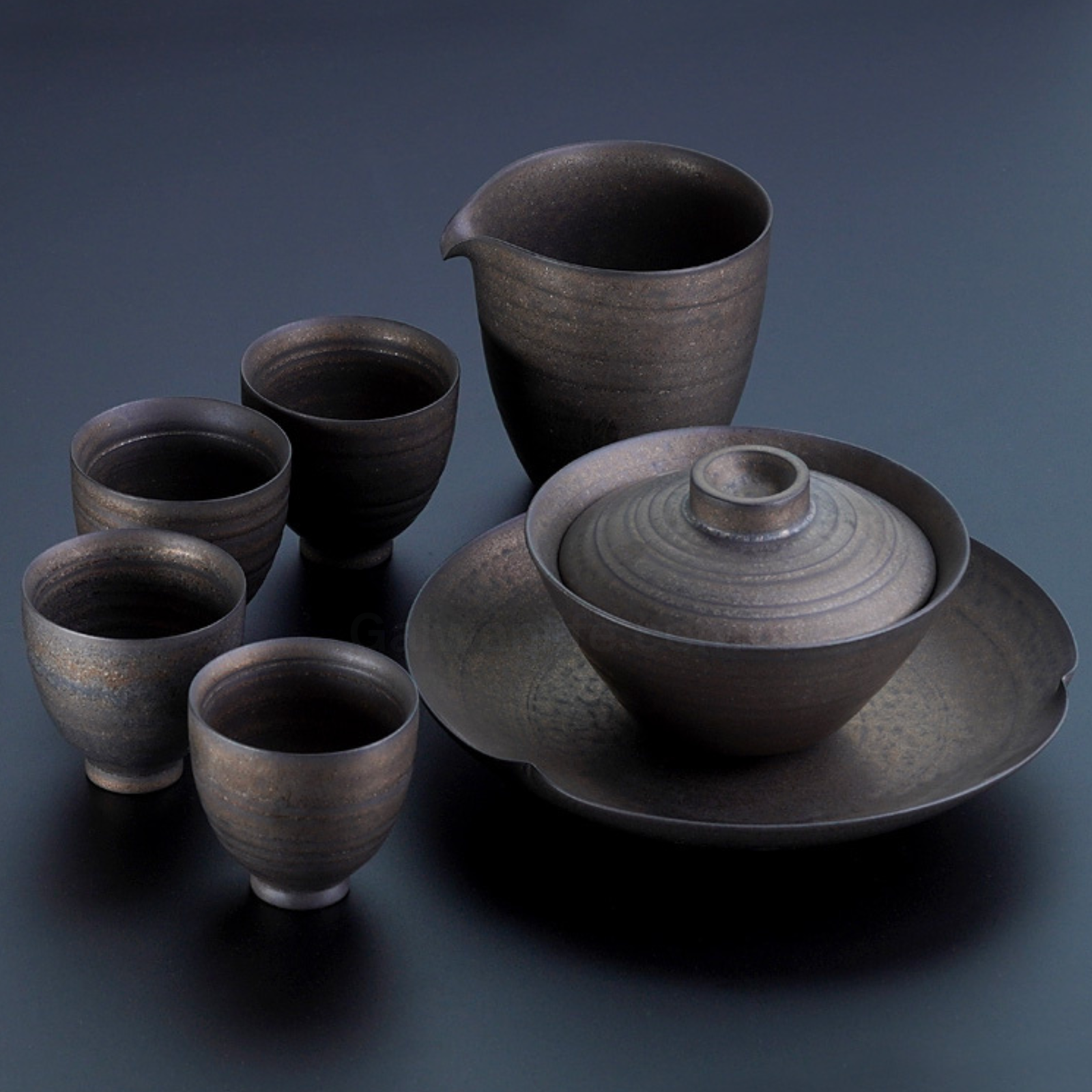 Gilded Ceramic Gaiwan Set - Handcrafted Black Pottery with Gold Accents, 180ml