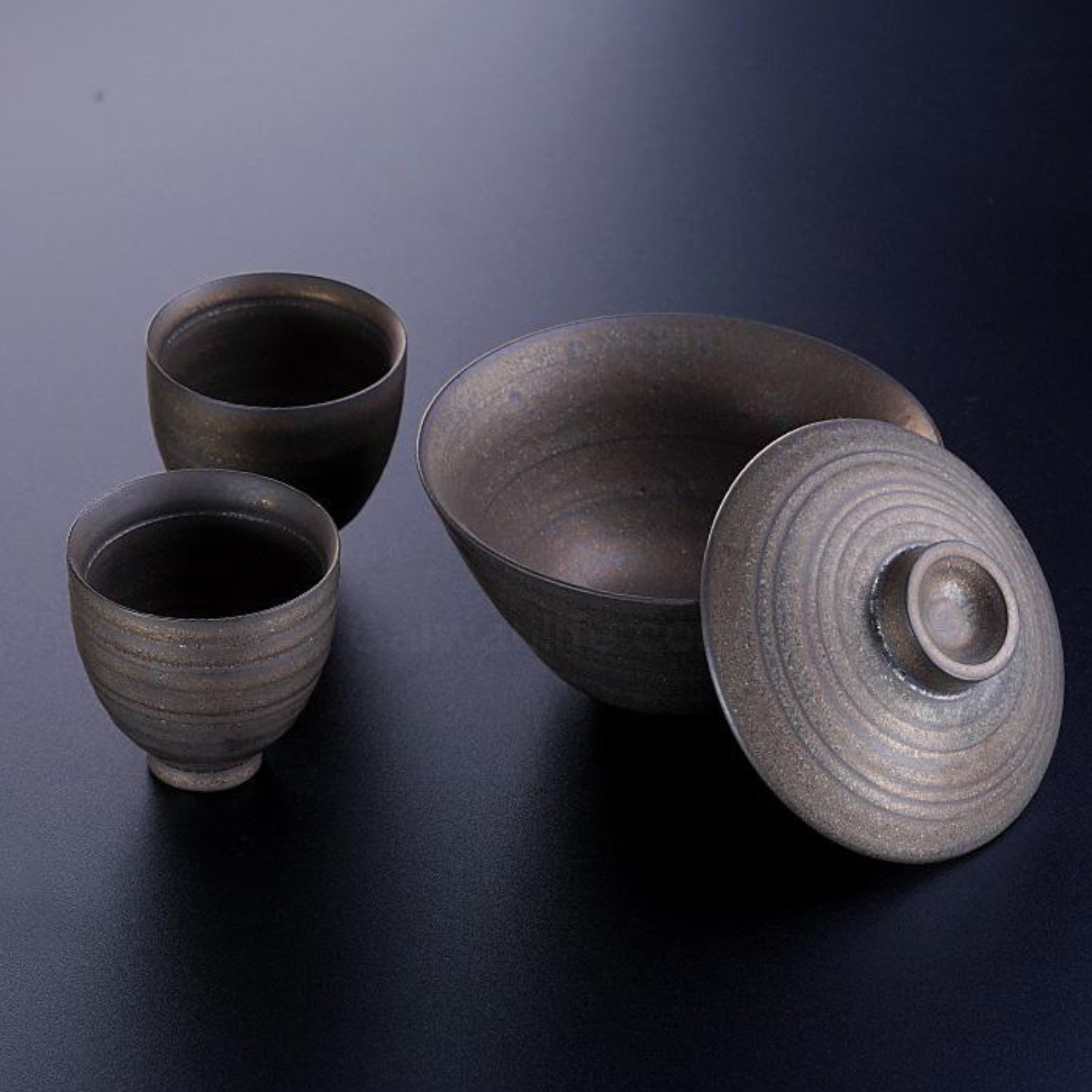 Gaiwan-Set aus vergoldeter Keramik – handgefertigte schwarze Keramik mit goldenen Akzenten, 180 ml