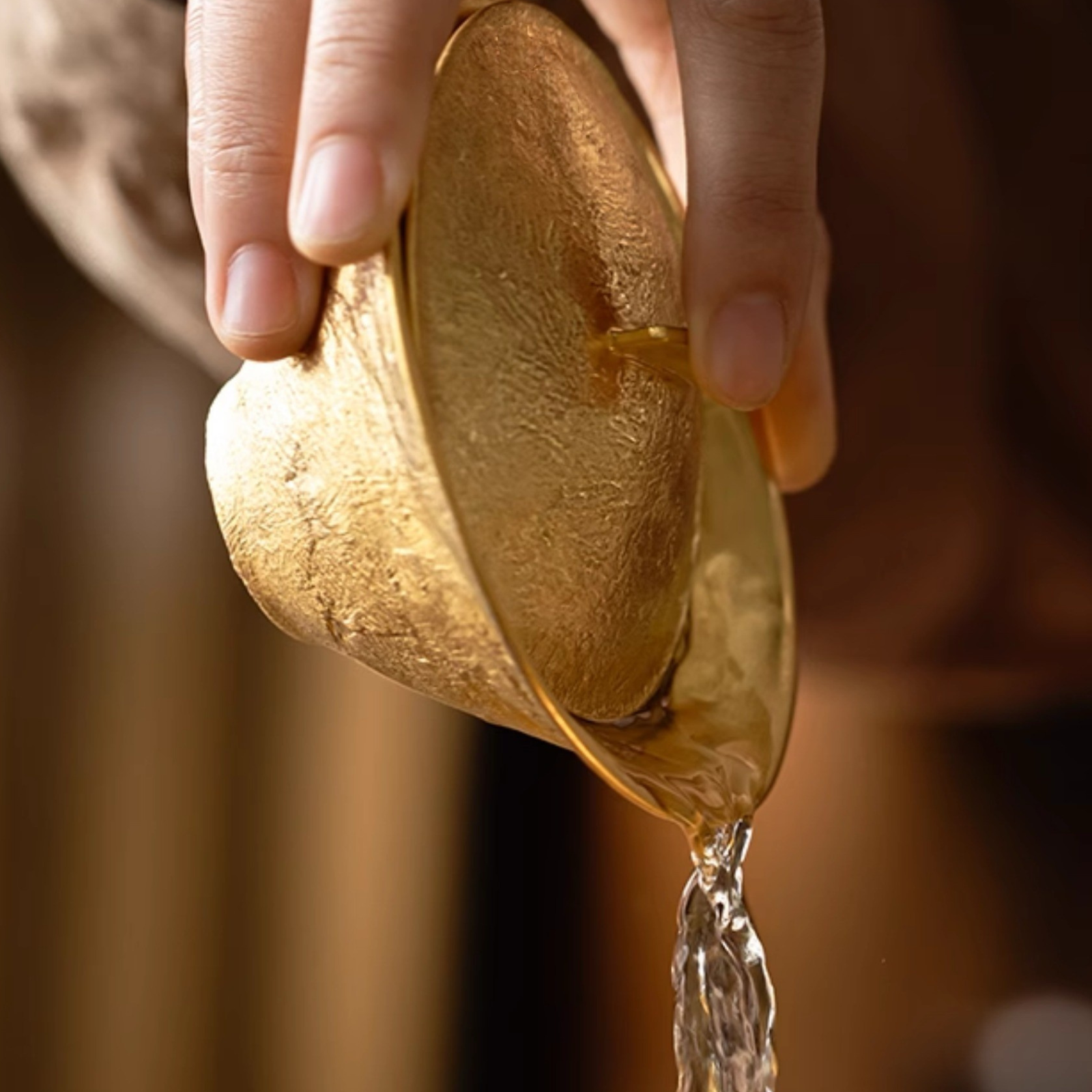 Handmade Gilded Gaiwan - 100ml Silver & Gold Accents, Retro Tea Ceremony