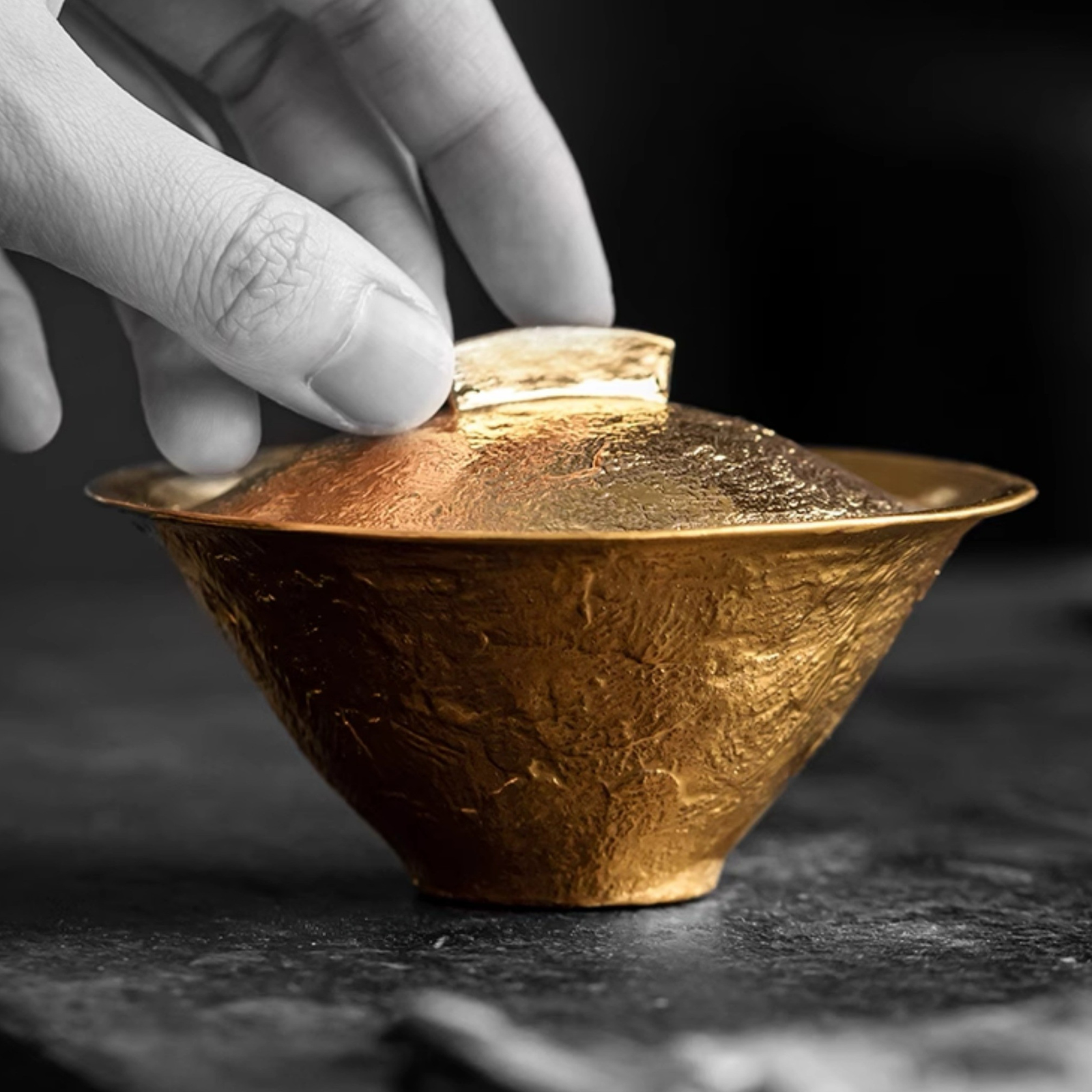 Handmade Gilded Gaiwan - 100ml Silver & Gold Accents, Retro Tea Ceremony