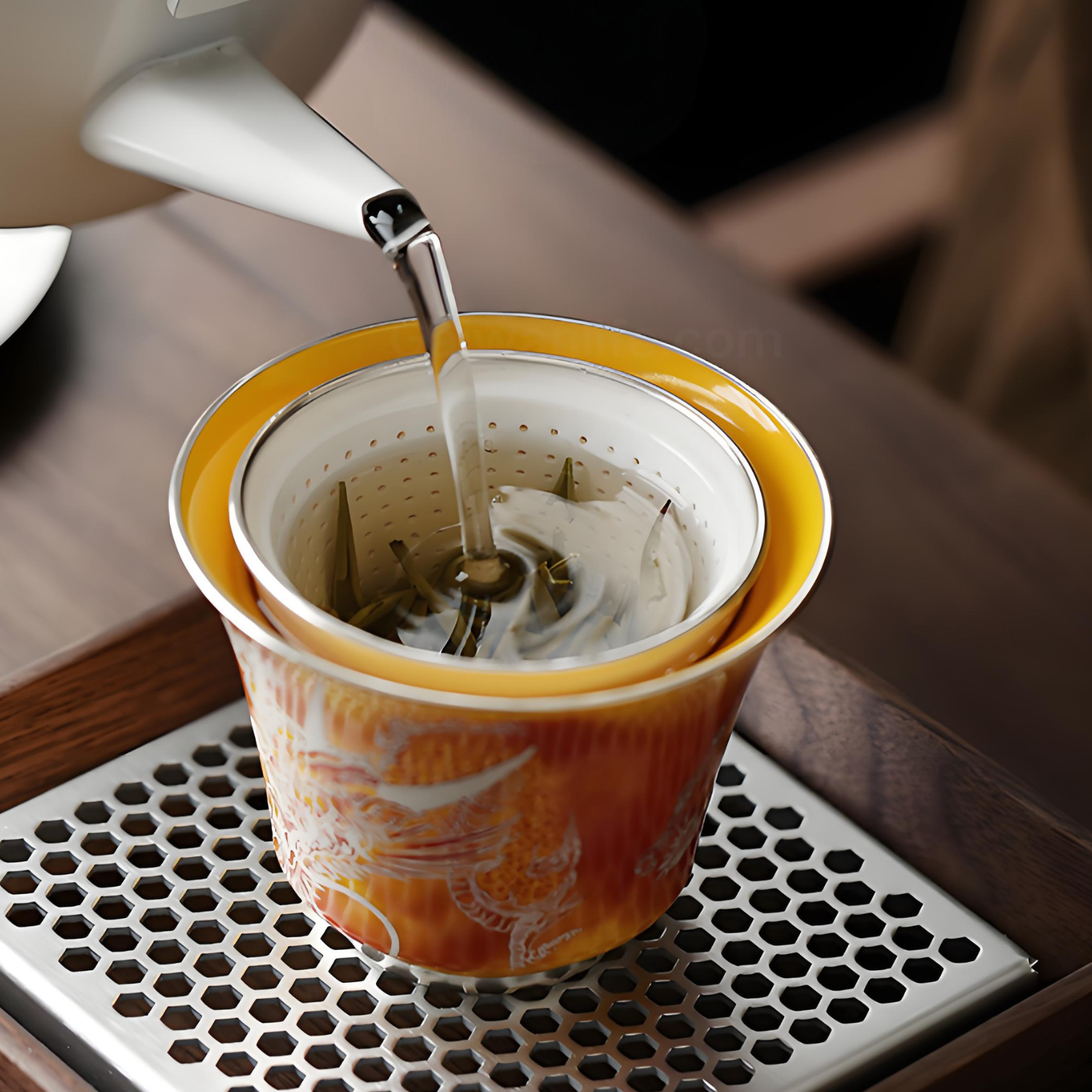 Luxuriöser, versilberter Drachen-Gaiwan – 150 ml, hitzebeständige Keramik, Geschenkbox