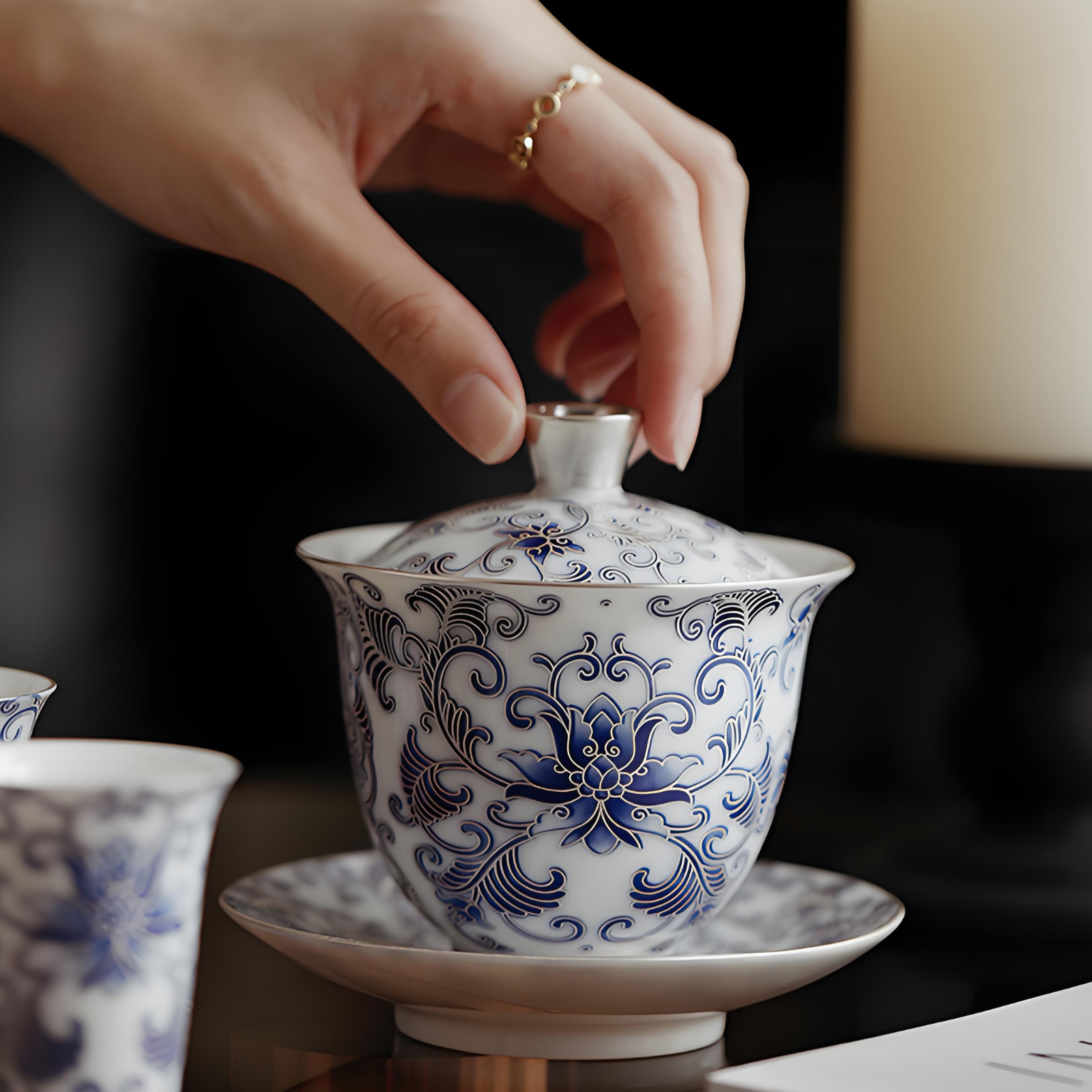 Handgefertigter silbervergoldeter blau-weißer Lotus-Gaiwan – 200 ml Hammelfett-Jadeporzellan, Sammlerbox