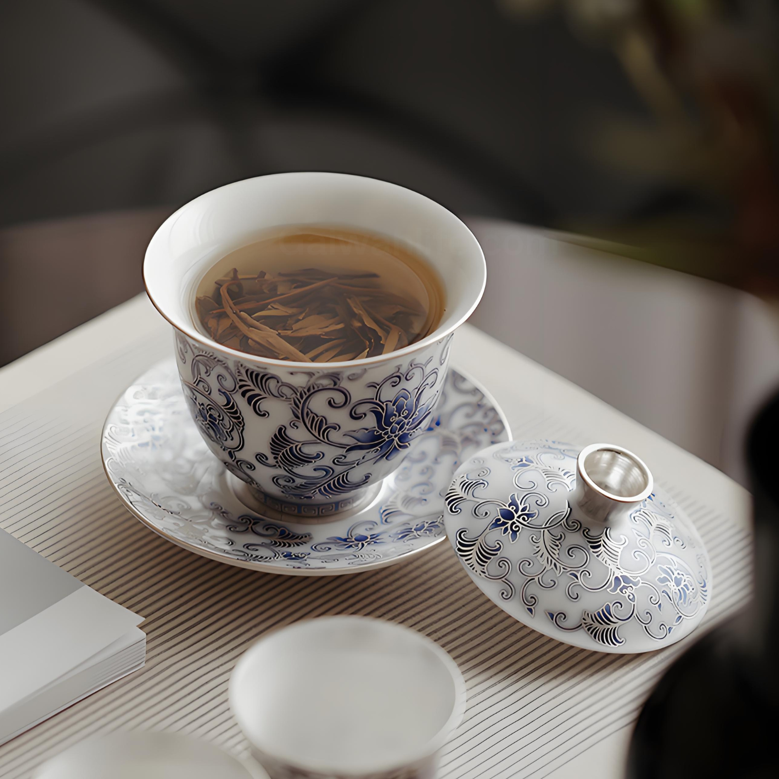 Handgefertigter silbervergoldeter blau-weißer Lotus-Gaiwan – 200 ml Hammelfett-Jadeporzellan, Sammlerbox