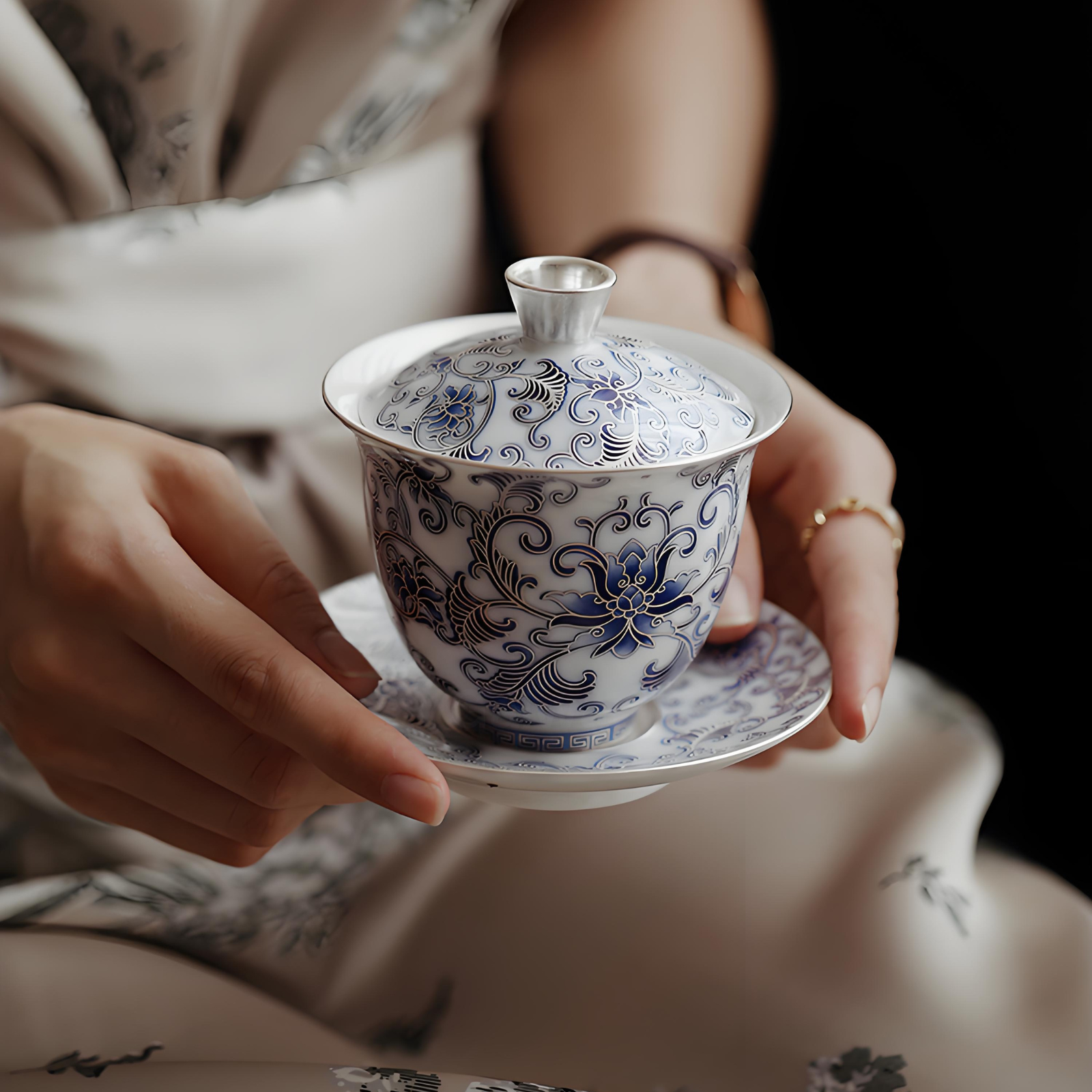 Handgefertigter silbervergoldeter blau-weißer Lotus-Gaiwan – 200 ml Hammelfett-Jadeporzellan, Sammlerbox