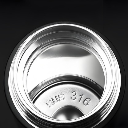 Verdicktes Zinnglas, weiße Blütenblätter, Gaiwan
