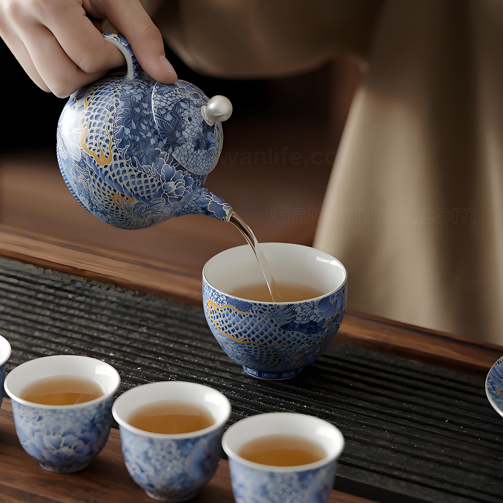 Imperial Dragon Cloisonné-Teeservice – 12-teiliges handgefertigtes Keramik-Set, inspiriert von der Verbotenen Stadt