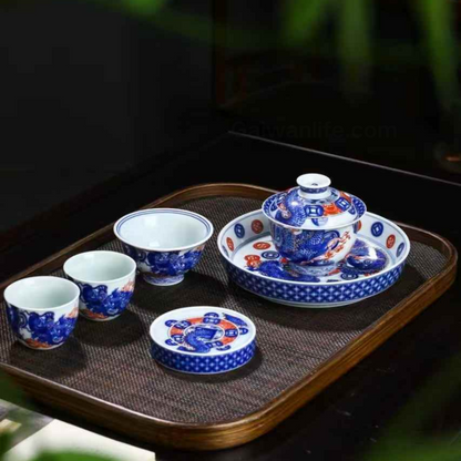 Service à thé Dragon bleu et blanc peint à la main - 220 ml, céramique Jingdezhen, rouge et cobalt sous glaçure