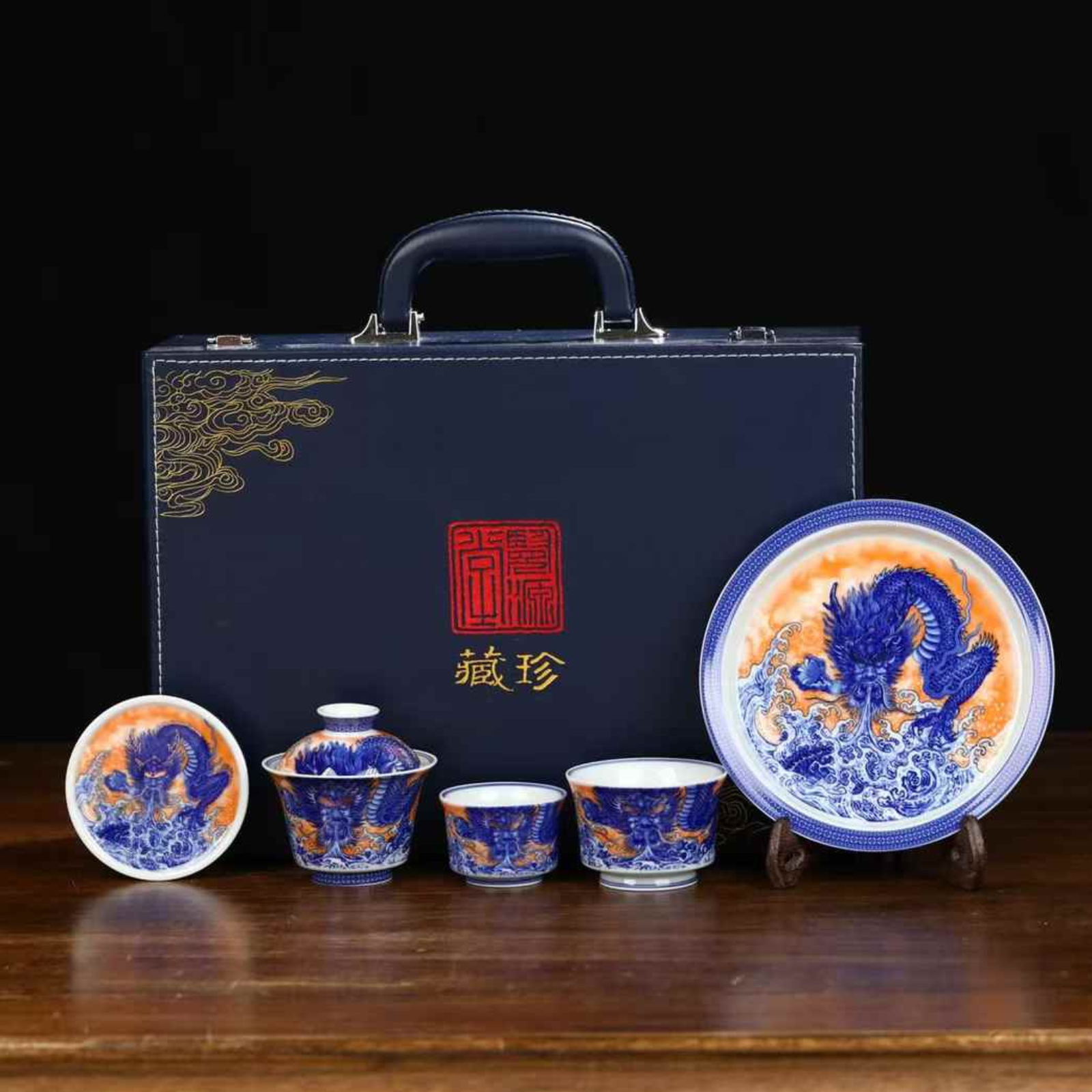 Jingdezhen Blau-Weißes Drachen-Teeservice – 220 ml, Porzellan mit Goldakzenten, handbemaltes Sammlerstück