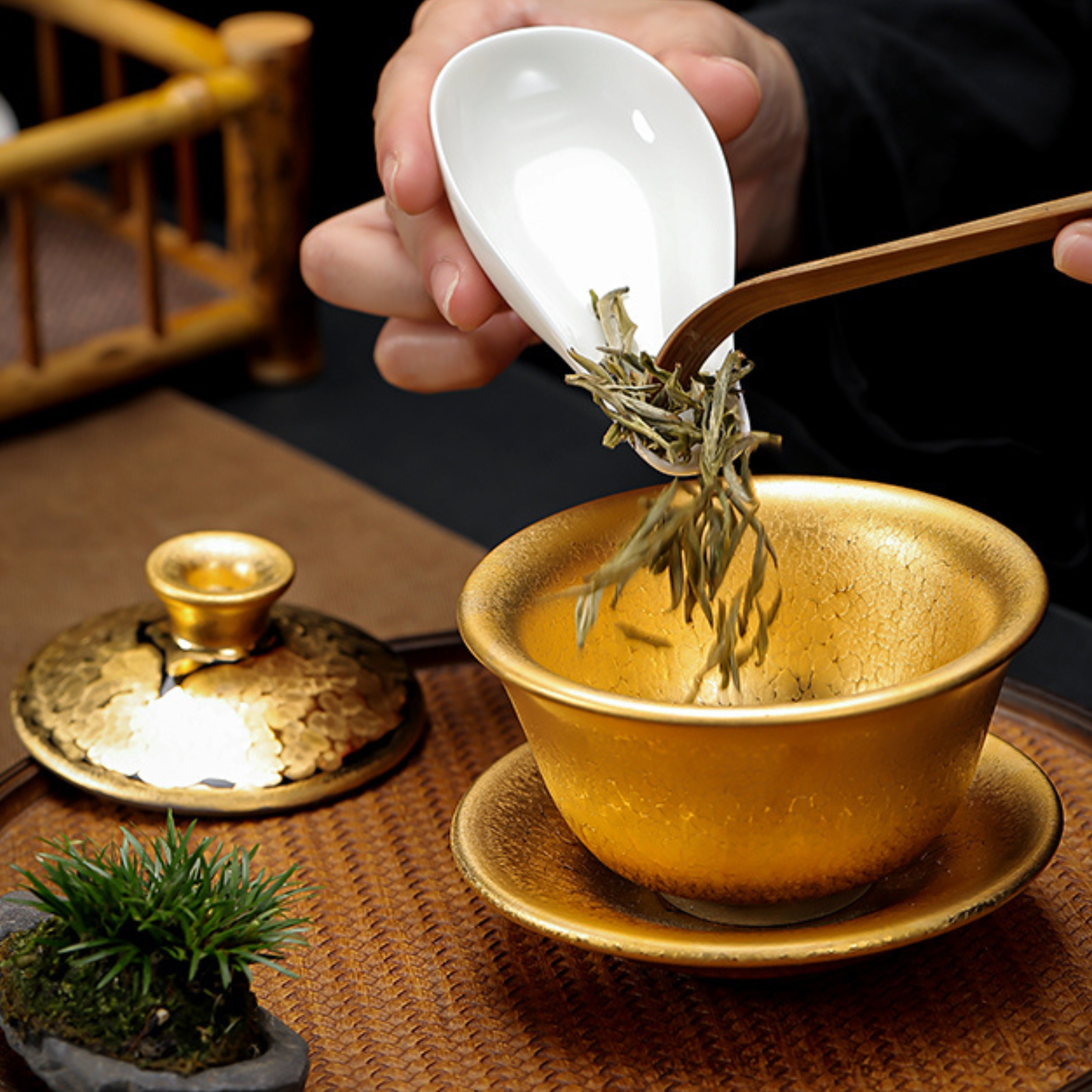 Gilded Jian Zhan Oil-Drop Gaiwan - 180ml Handcrafted Ceramic Teapot, Retro Luxury Design