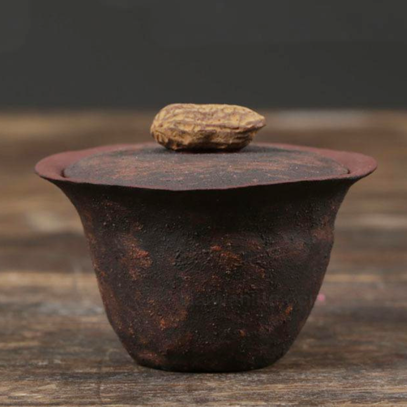 Handmade Mini Zisha Gaiwan - Peanut Design, 90ml Retro Sand-Finish Teacup
