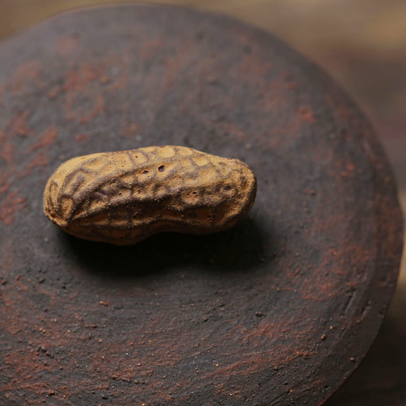 Handmade Mini Zisha Gaiwan - Peanut Design, 90ml Retro Sand-Finish Teacup