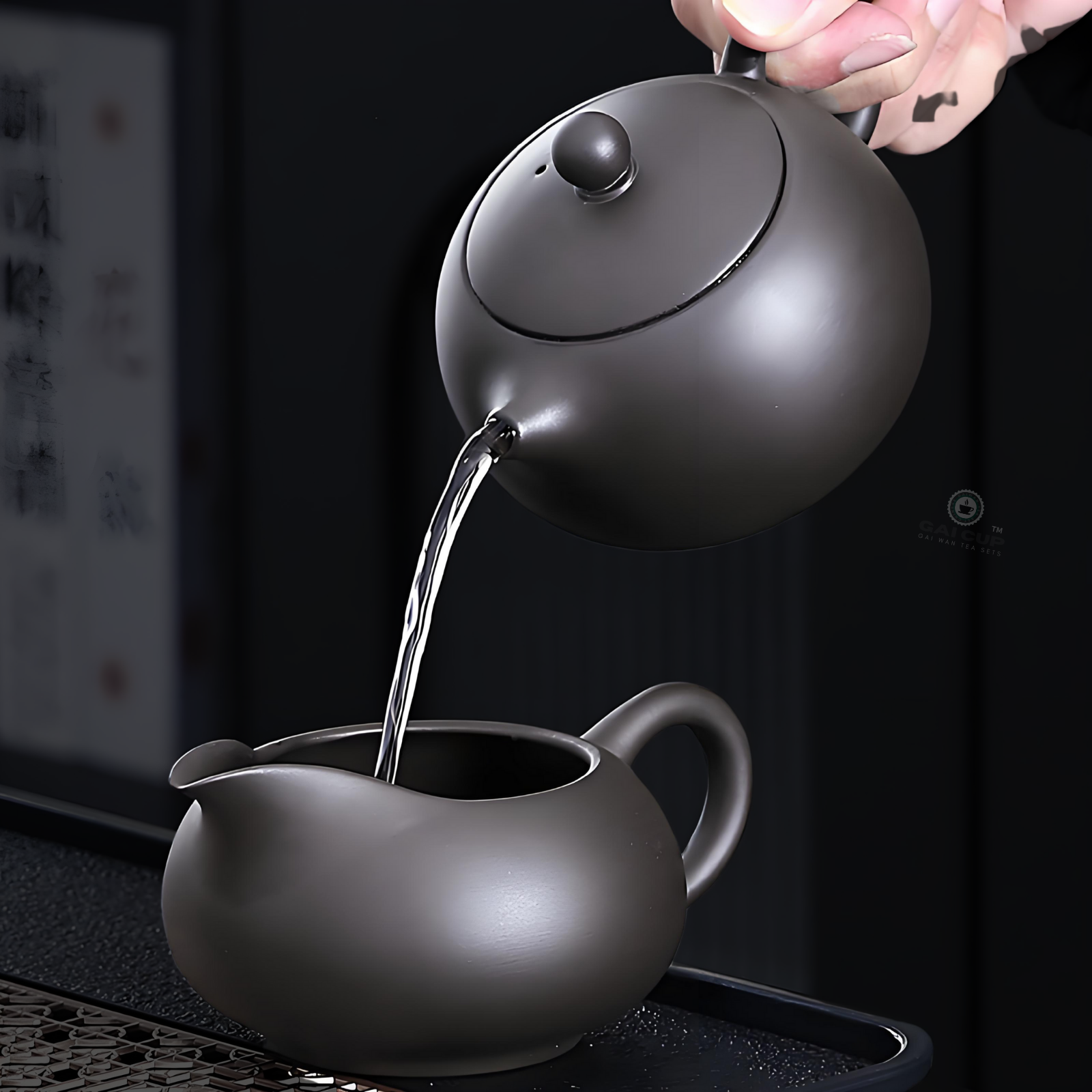 Premium Yixing Zisha Clay Gongfu Tea Set - 15-Piece Gift Box with Tea Tray