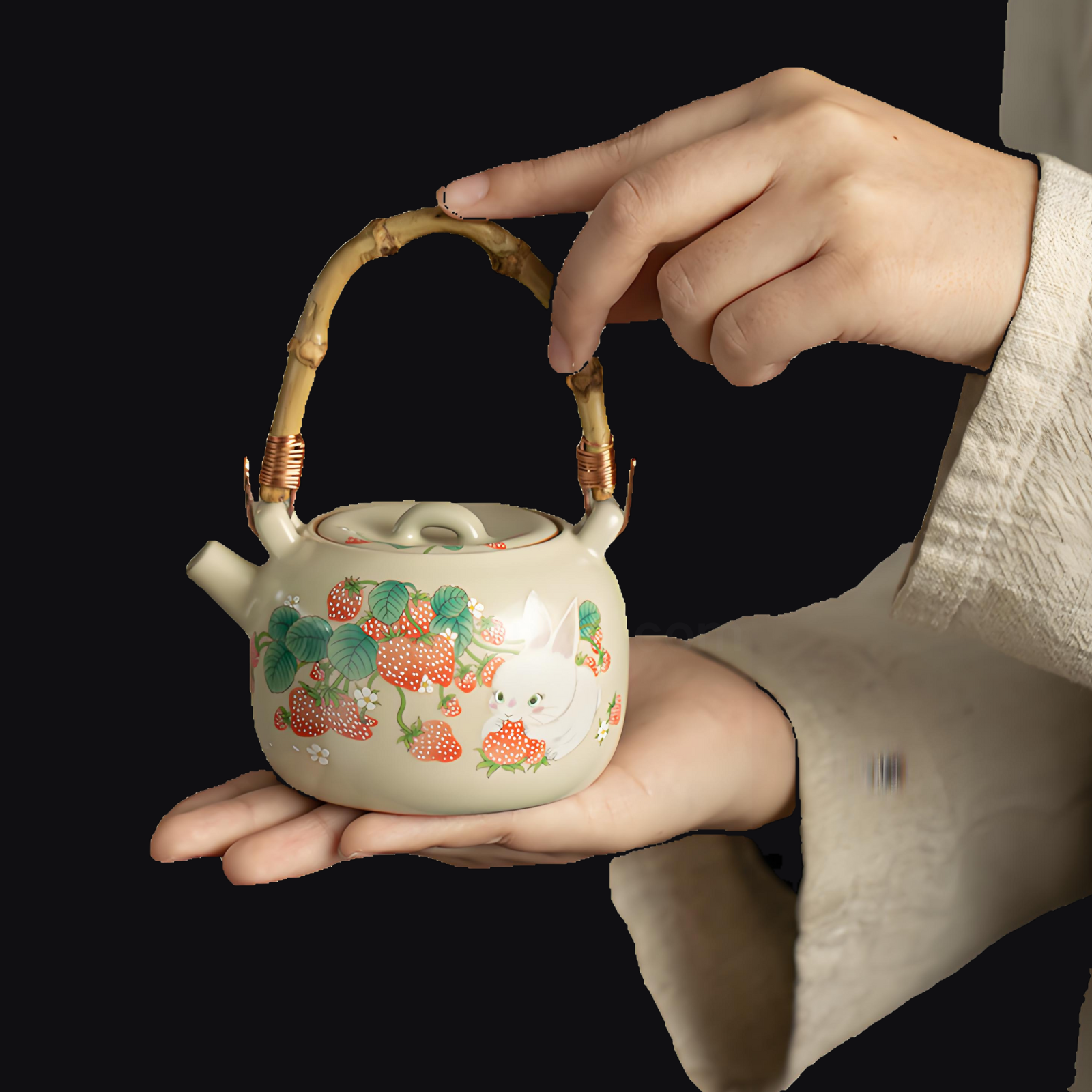 Ruyao Strawberry Rabbit Gaiwan Teapot Set with Tea Tray